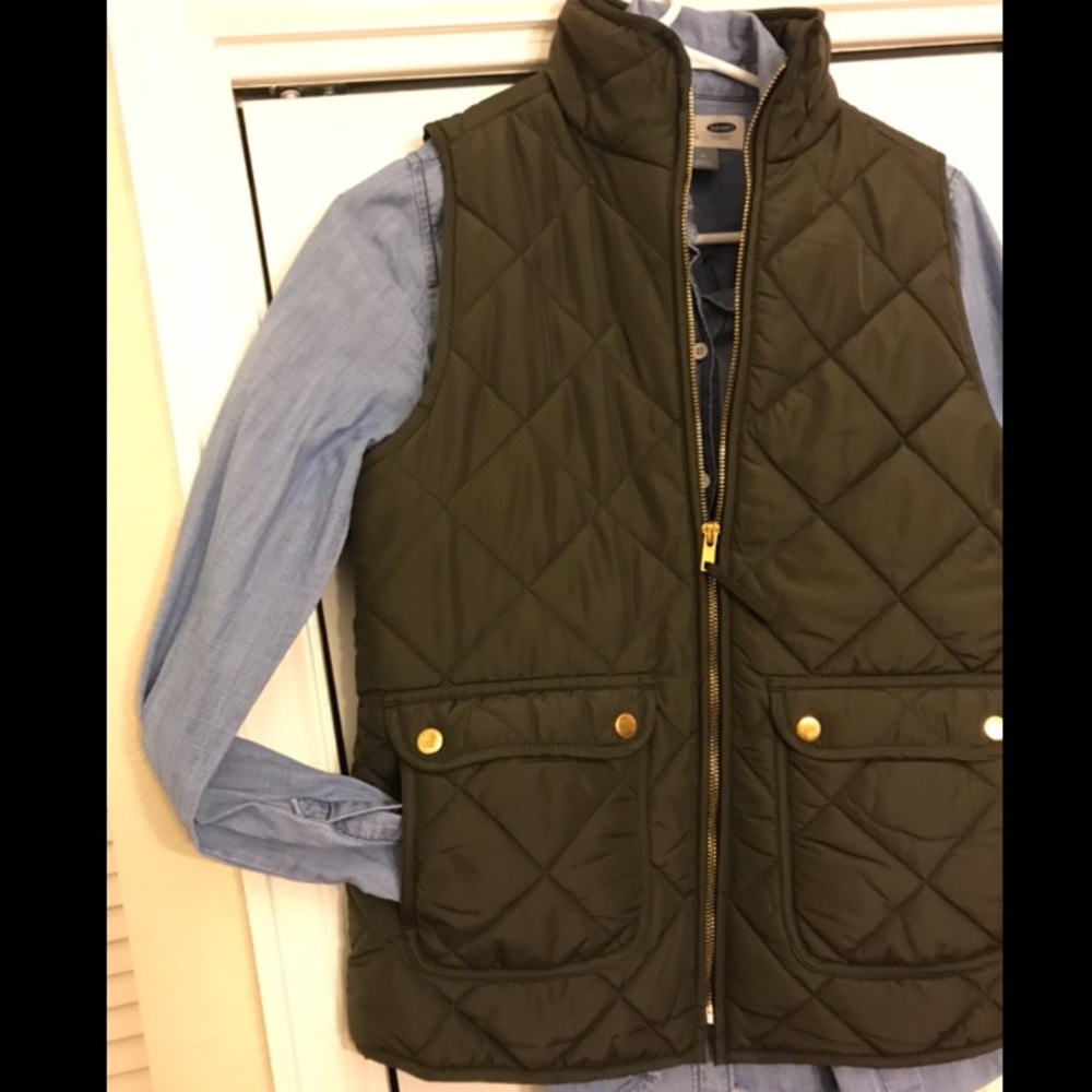 Army green vest, women size S